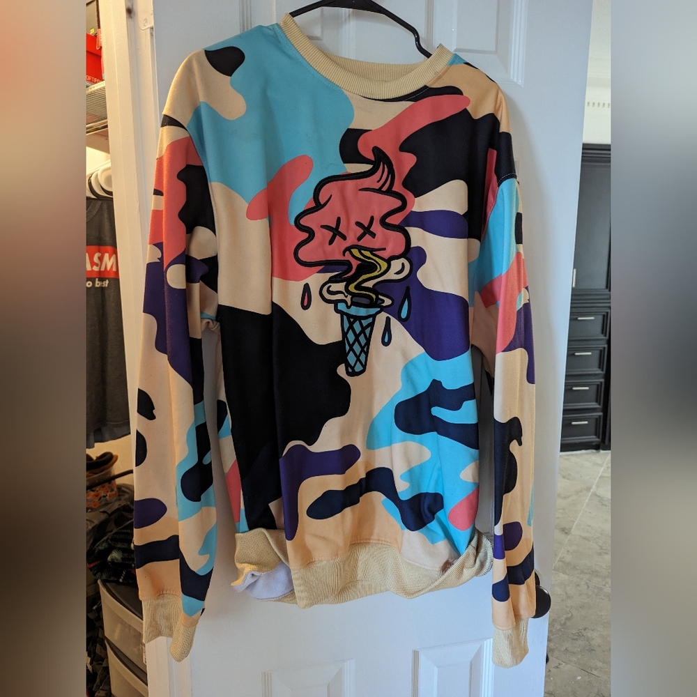 Screenshot Sweater